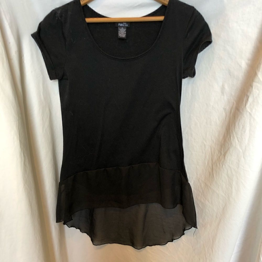Rue 21 Blouse Black Small Short sleeved